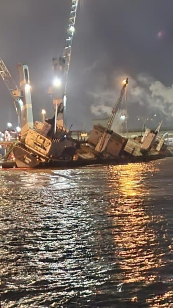 Bursa’da deniz taştı! Yollar göle döndü, gemi yan yattı!