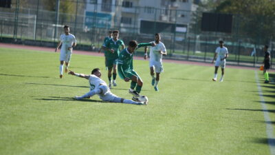 Bursaspor’a bir darbe de Kırklareli’nden! Timsah ağır yaralı…