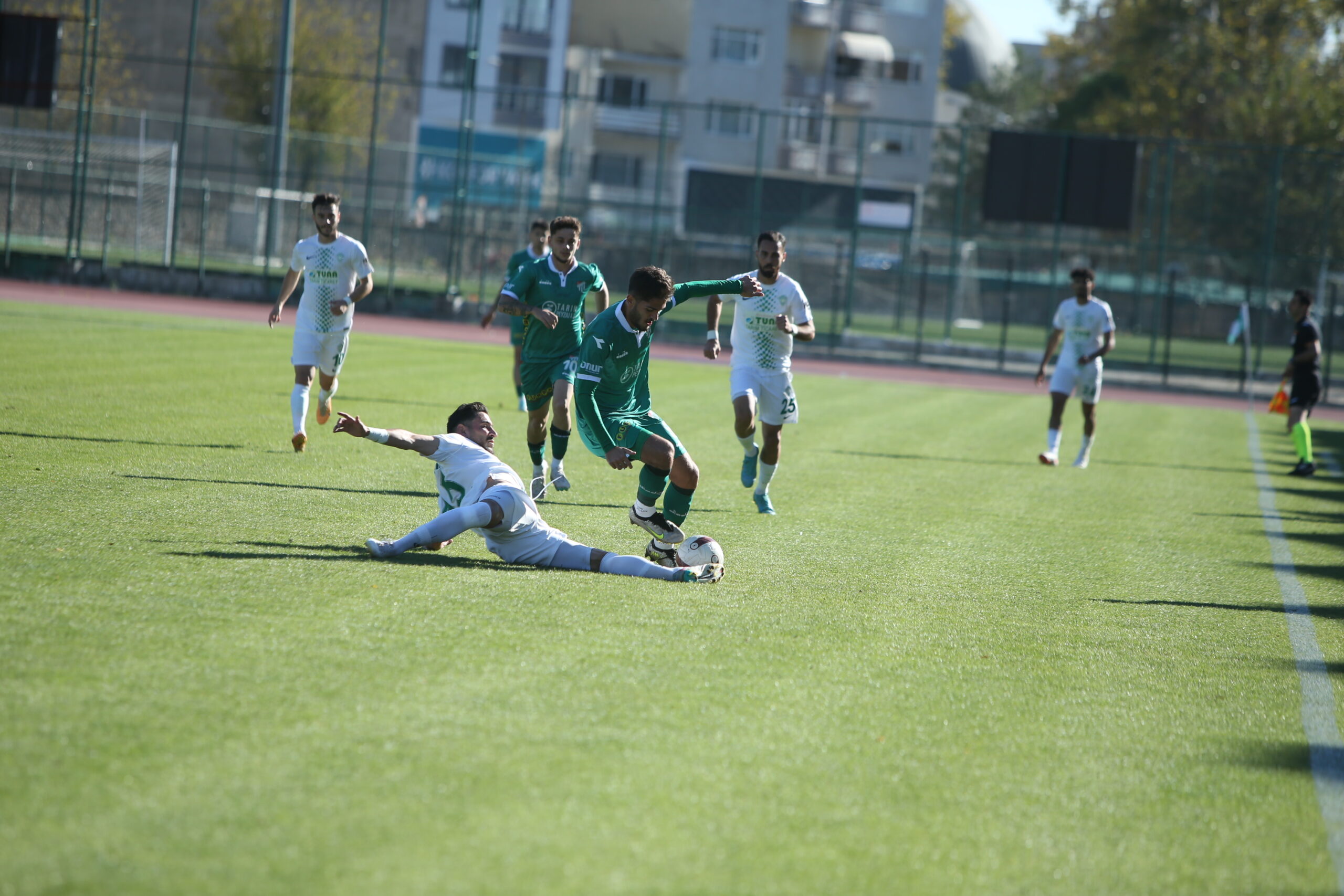 Bursaspor’a bir darbe de Kırklareli’nden! Timsah ağır yaralı… Bursaspor’a bir darbe de Kırklareli’nden! Timsah ağır yaralı…