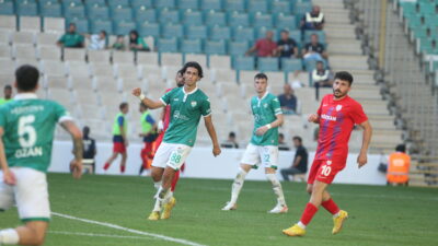 Süper Lig ekibi Bursasporlu iki oyuncuda ısrarcı!