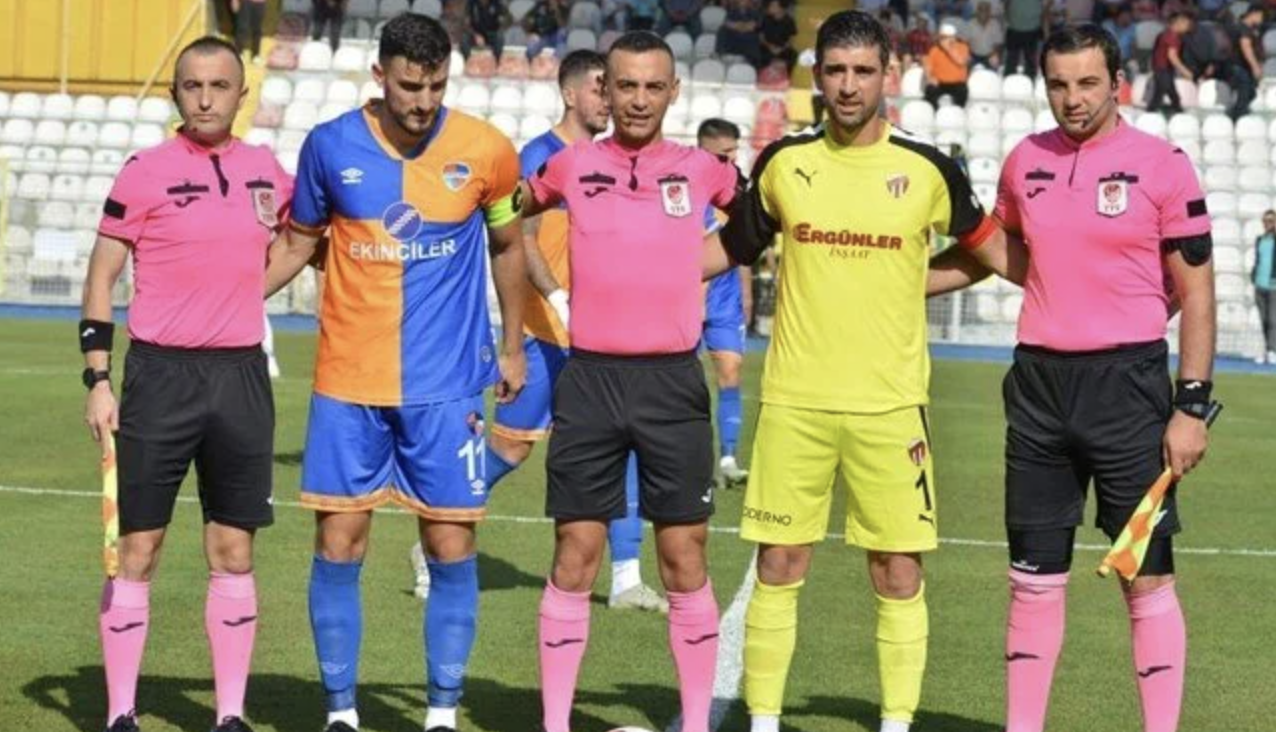 2.Lig’deki Bursa takımın maçında şok olay! 2.Lig’deki Bursa takımın maçında şok olay!