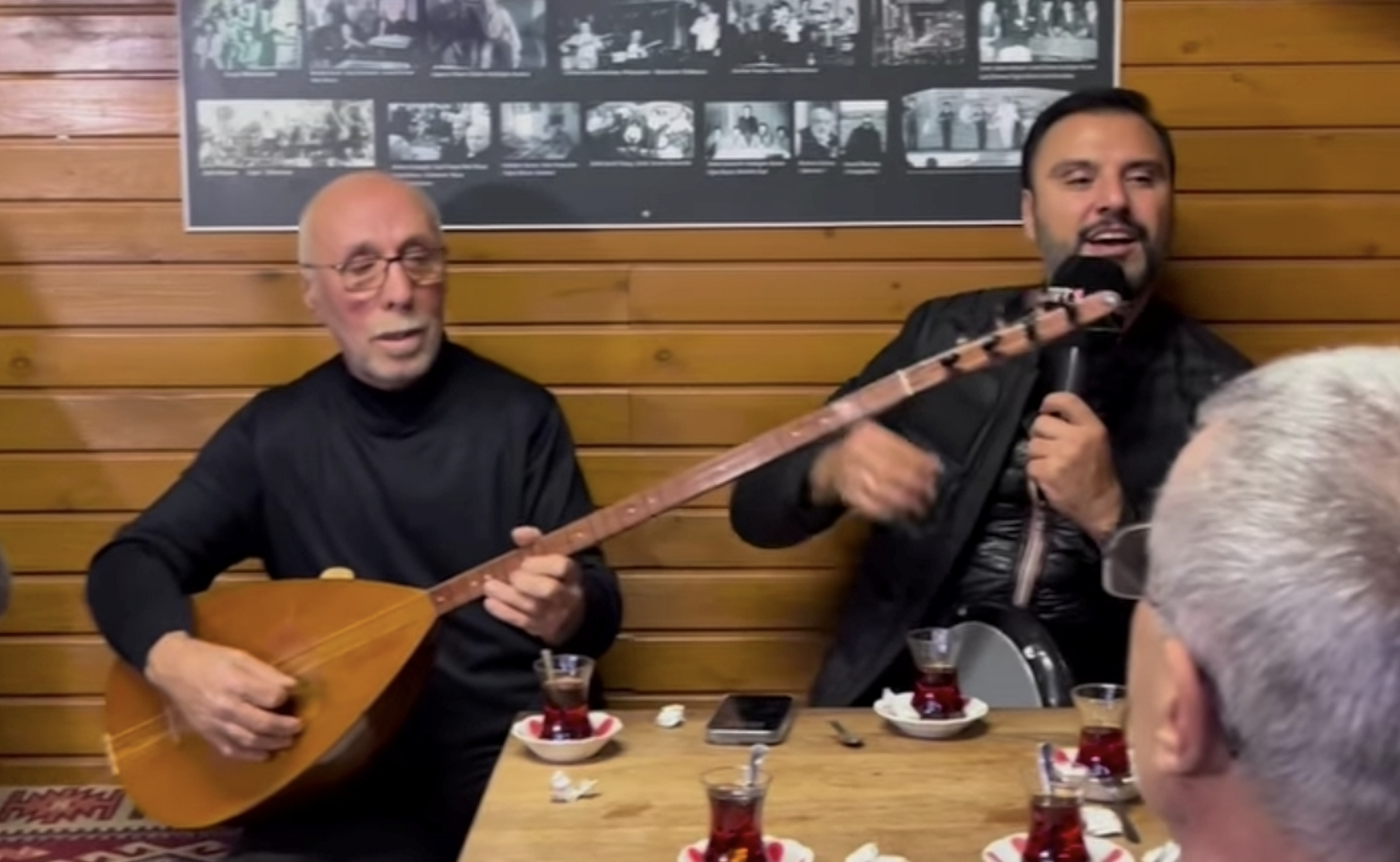 Bursa’nın ünlü mekanından bir ünlü geçti!