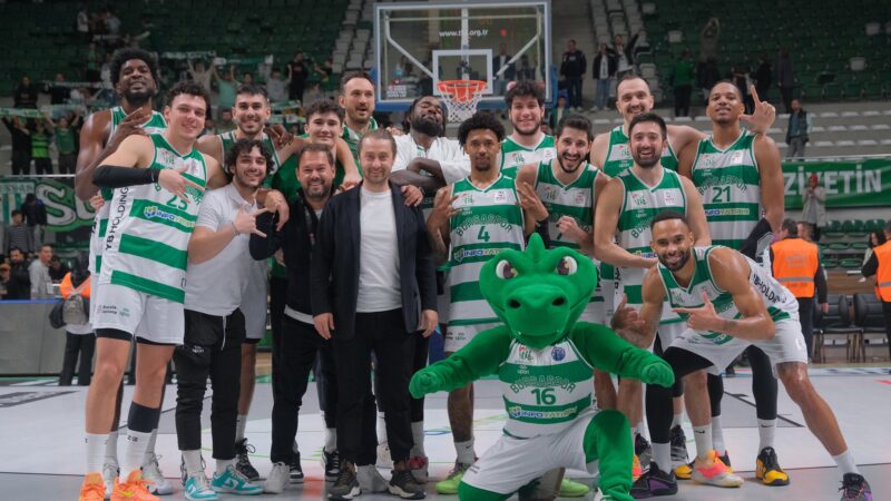 Türkiye Sigorta Basketbol Süper Ligi'nin 7. haftasında Bursaspor İnfo Yatırım,