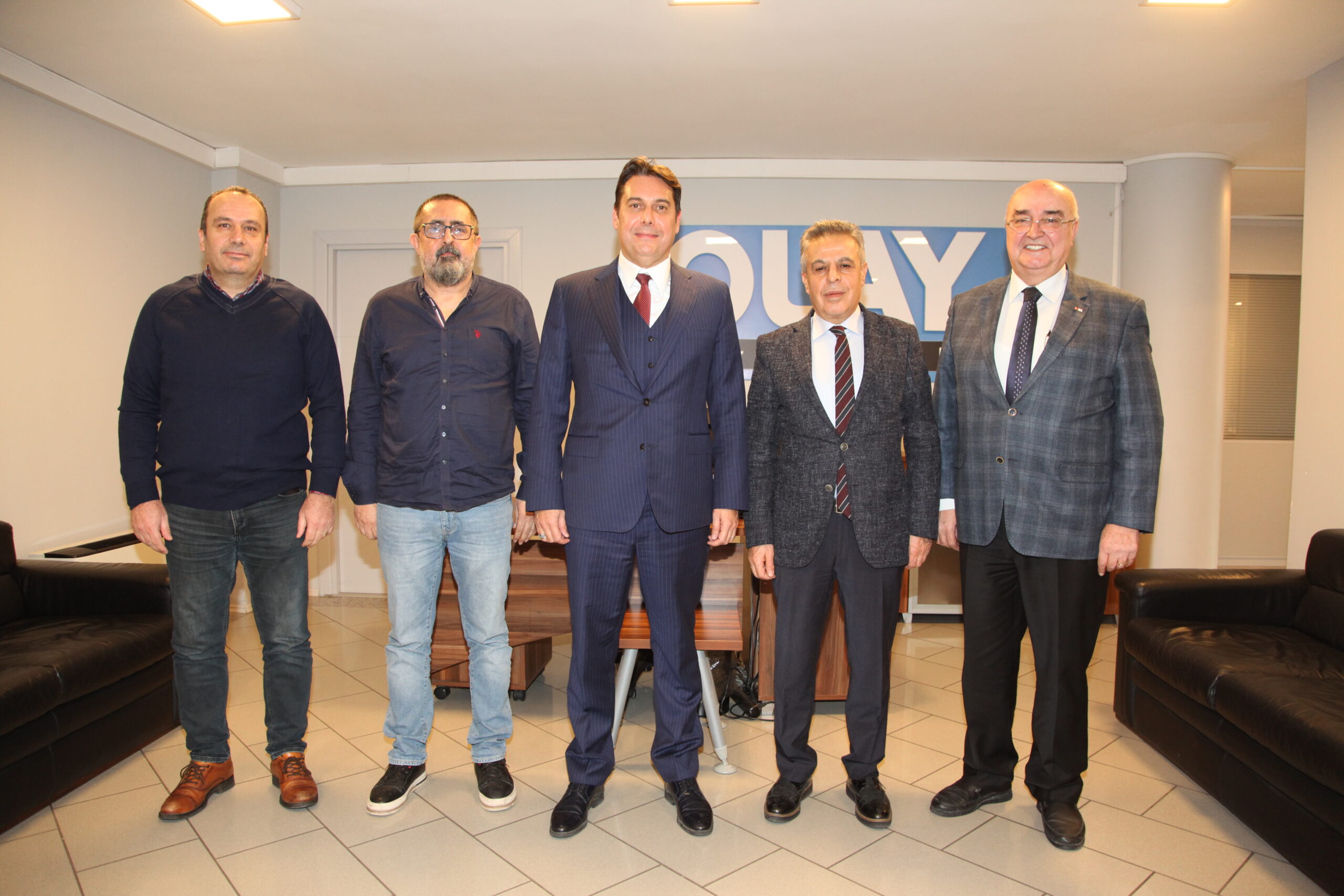 AK Parti Osmangazi Aday Adayı Hasanoğlu; ‘Doğru dönüşüm için yeni vizyon’ AK Parti Osmangazi Aday Adayı Hasanoğlu; ‘Doğru dönüşüm için yeni vizyon’