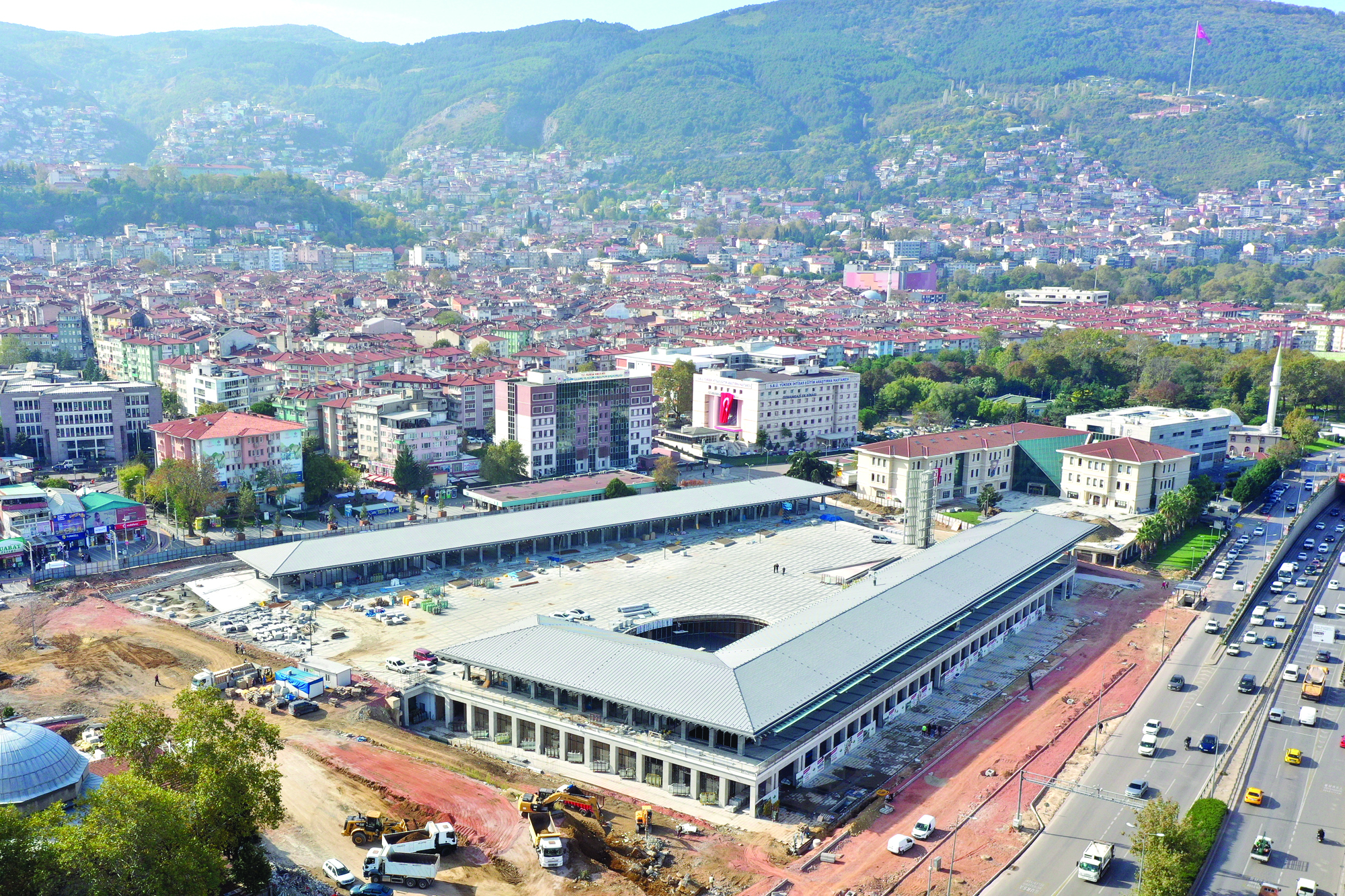 Bursa’nın yeni ‘nefes’ meydanı; Osmangazi’de dev dönüşüm…