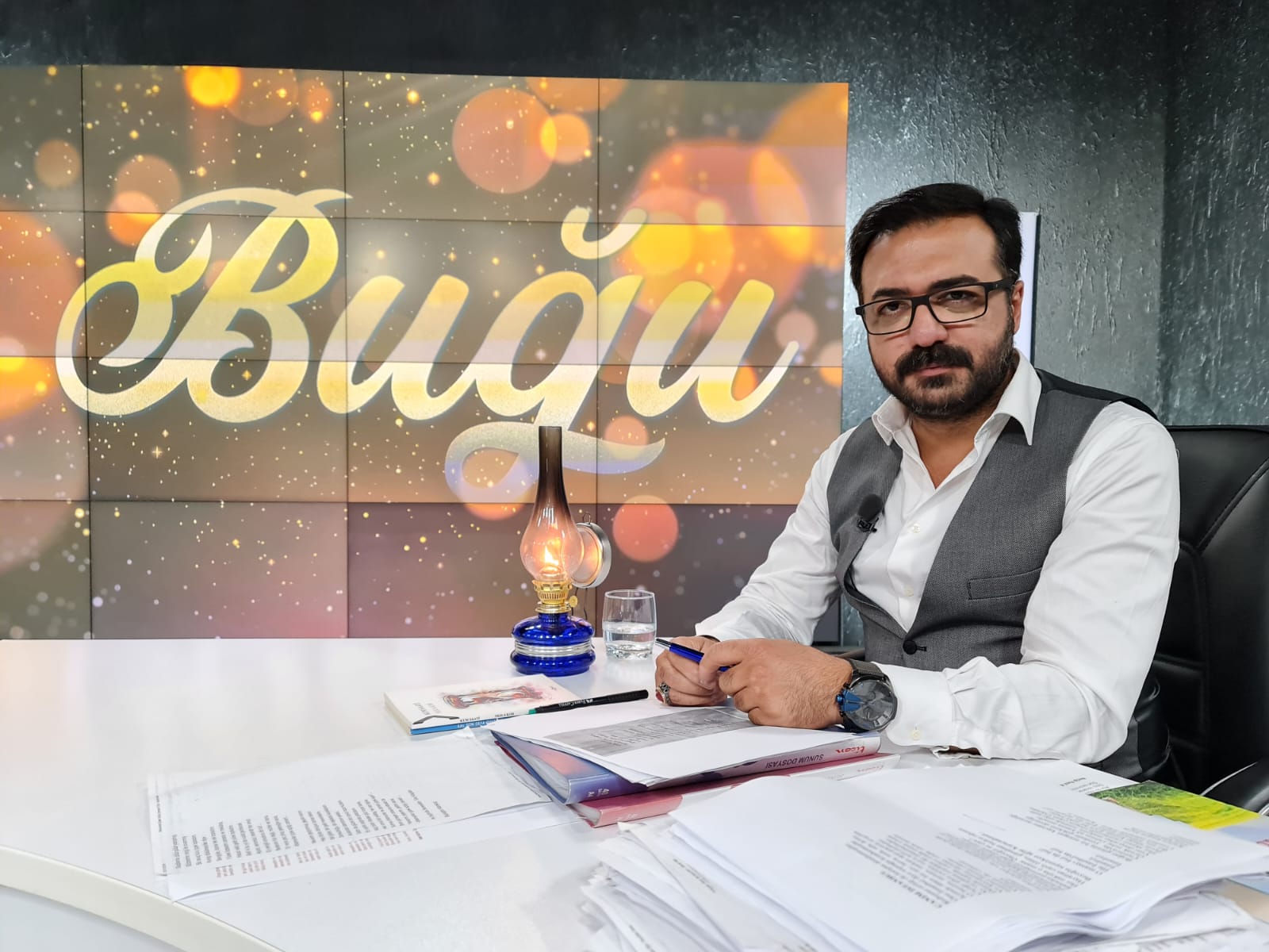 Bursalı yazarın yeni kitabı raflardaki yerini aldı