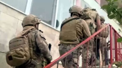 İzmir’de operasyon! Peş peşe gözaltılar