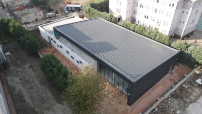 Bursa’ya iki yeni spor salonu