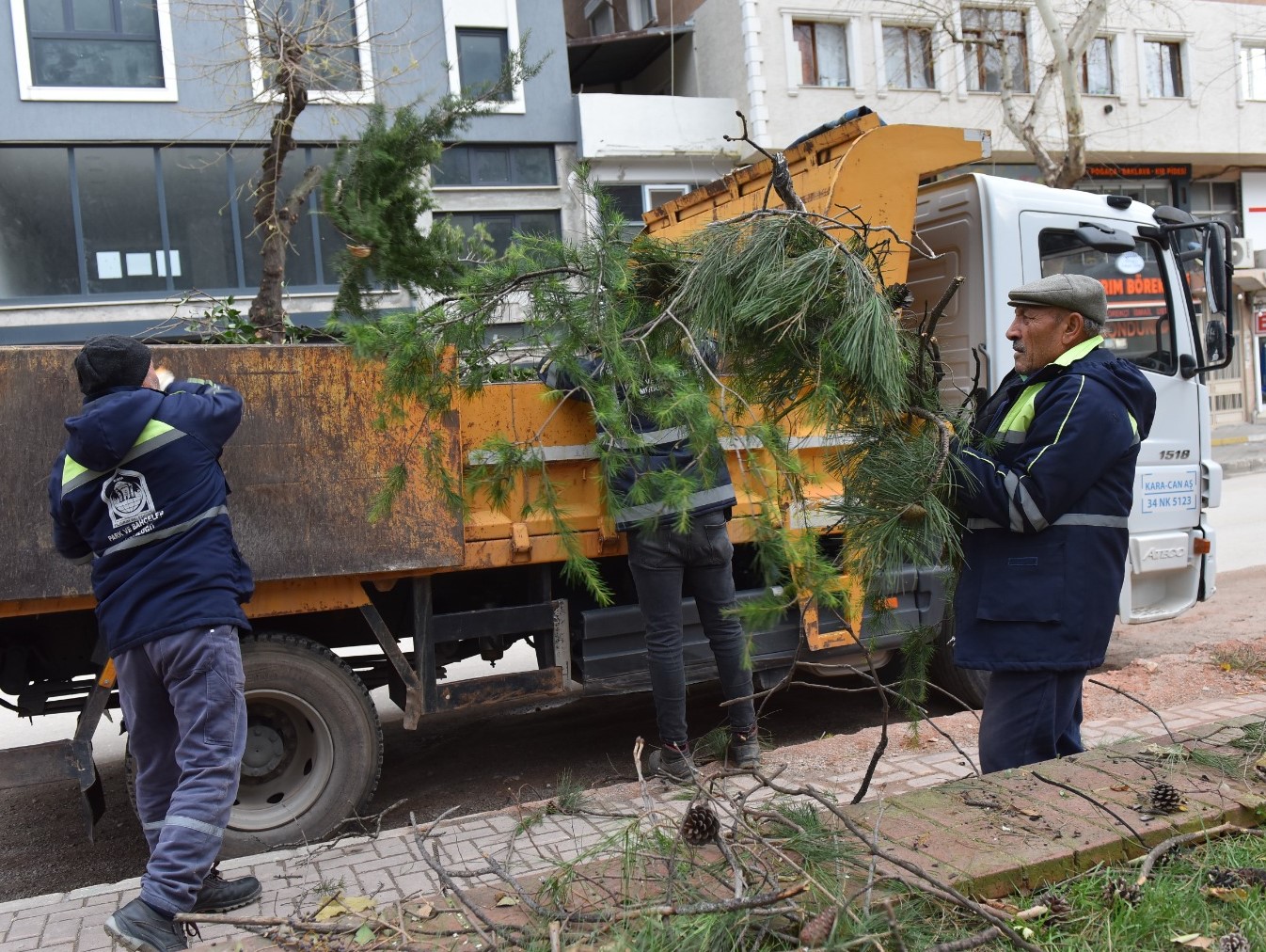 Yıldırım’da lodosla etkin mücadele