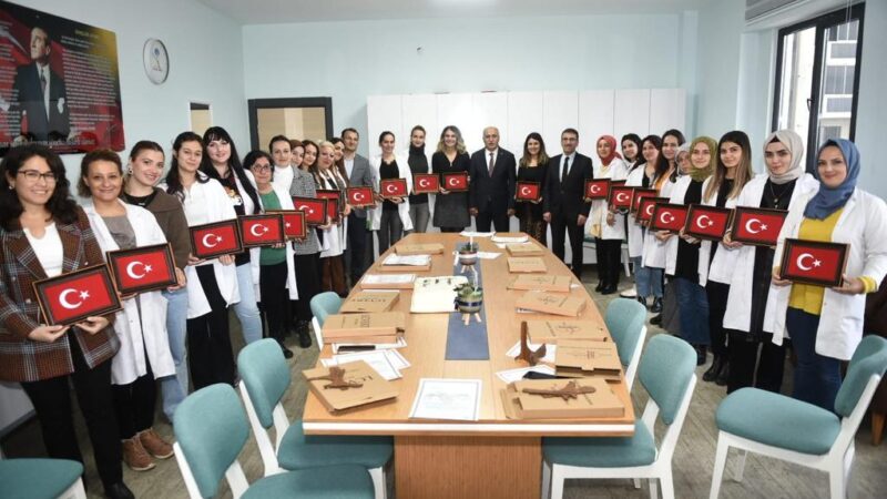 Yenişehir Belediye Başkanı Davut Aydın, üç gün boyunca ziyaret ettiği