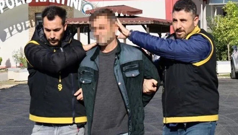 Annesini ağır yaraladı, karısını öldürdü: ‘Pişman değilim’ Annesini ağır yaraladı, karısını öldürdü: ‘Pişman değilim’