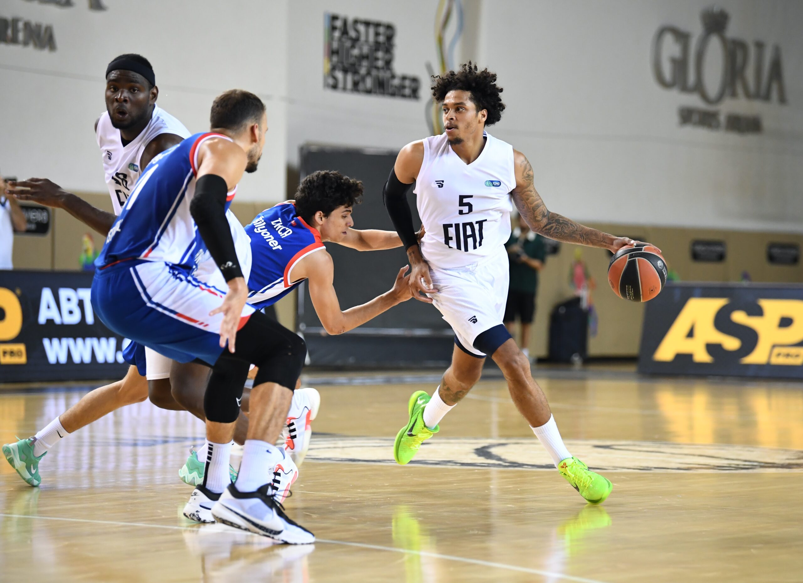 TOFAŞ Anadolu Efes virajında! İstanbul’daki maç saat kaçta hangi kanalda?