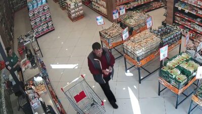 Bursa’da bozuk para bahanesiyle kasiyerleri böyle çarptı