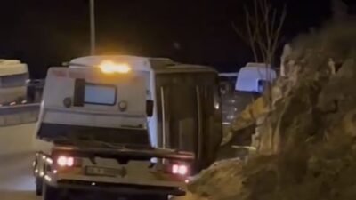 Bursa’da servis minibüsleri çarpıştı: Yaralılar var