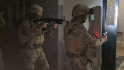 Bursa’da helikopter destekli şafak operasyonu: Çok sayıda gözaltı