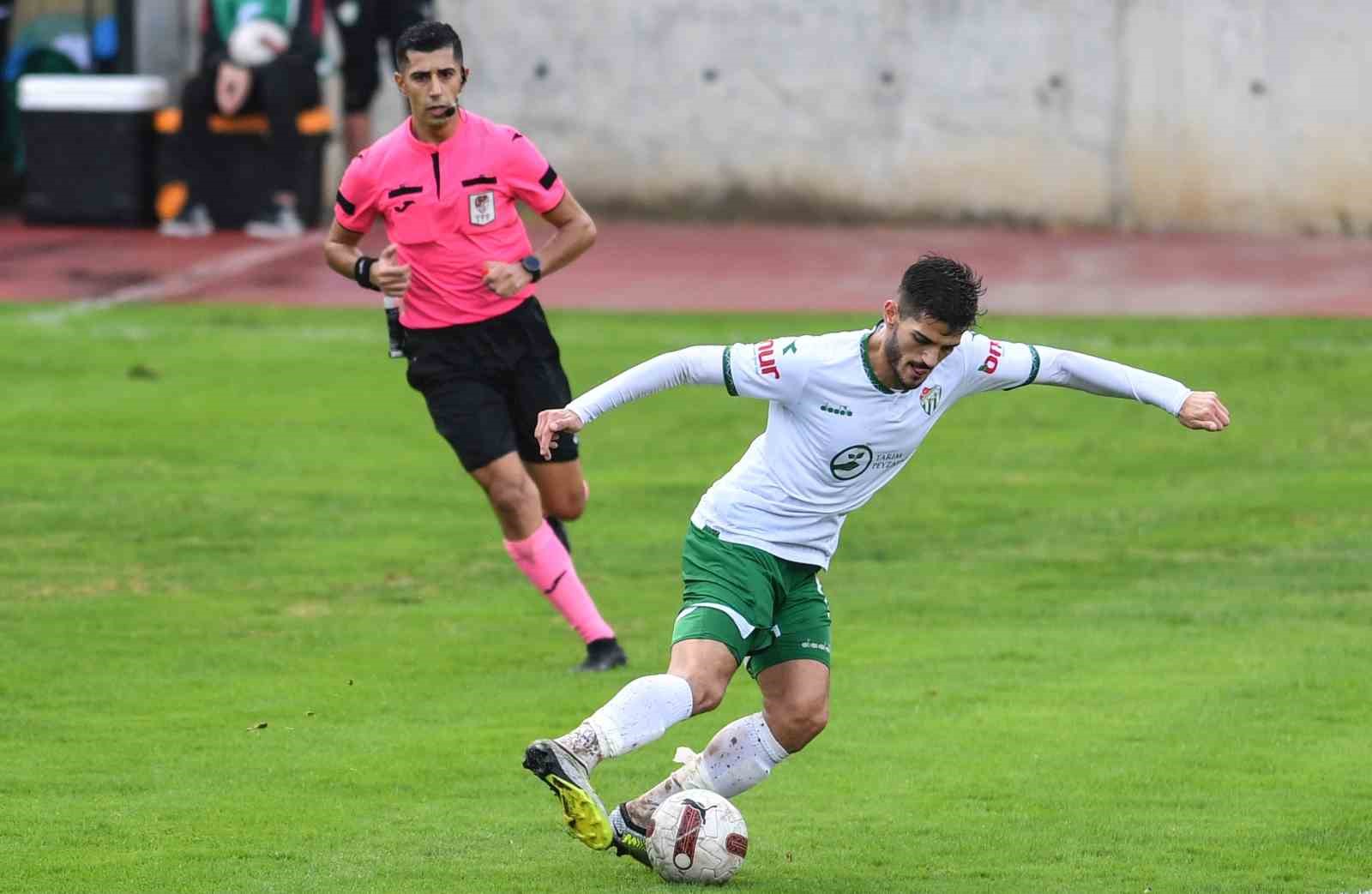 Bursaspor’dan sert açıklama: ‘Kasten yapılan bir operasyon’ Bursaspor’dan sert açıklama: ‘Kasten yapılan bir operasyon’