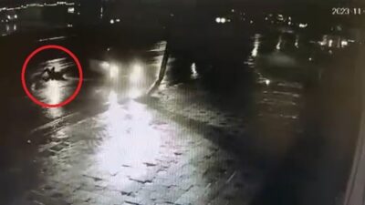 Bursa’da direğe çarptığı otomobilden fırladı, emekleyerek canını böyle kurtardı