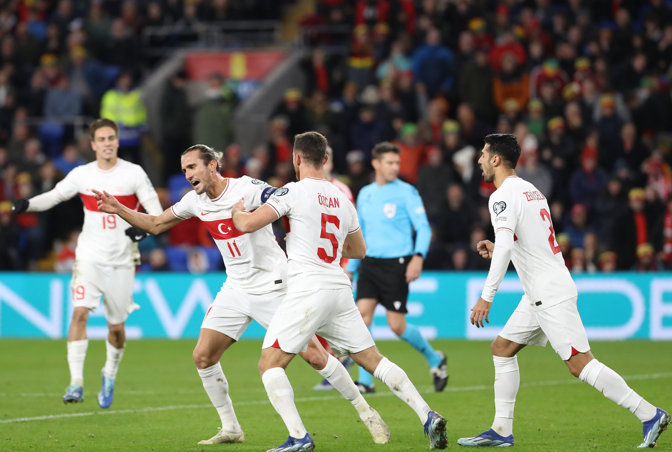 A Milli Takım’a EURO 2024’te dev rakipler! Türkiye hangi torbada?