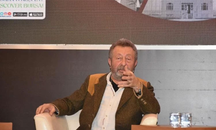 Erkan Can, çocukluğunun Bursa’sını anlattı Bursalı ünlü sinema ve tiyatro oyuncusu Erkan Can, 13. Bursa