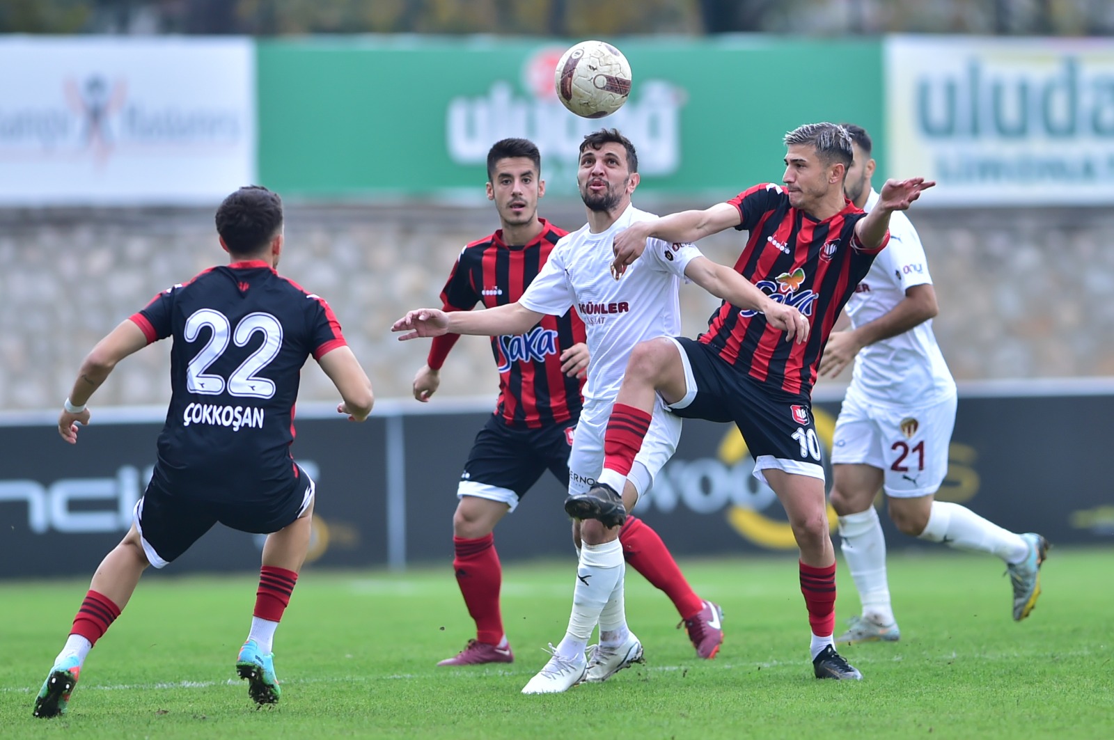 2.Lig’deki Bursa ekibinin konuğu Amed! Zorlu maç saat kaçta yayın var mı?