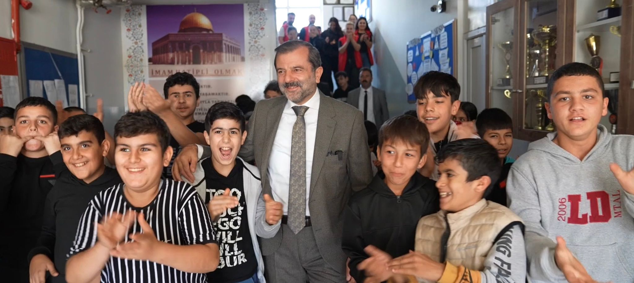 Gürsu Belediyesi’nden çocuklara özel TÜBİTAK dergisi