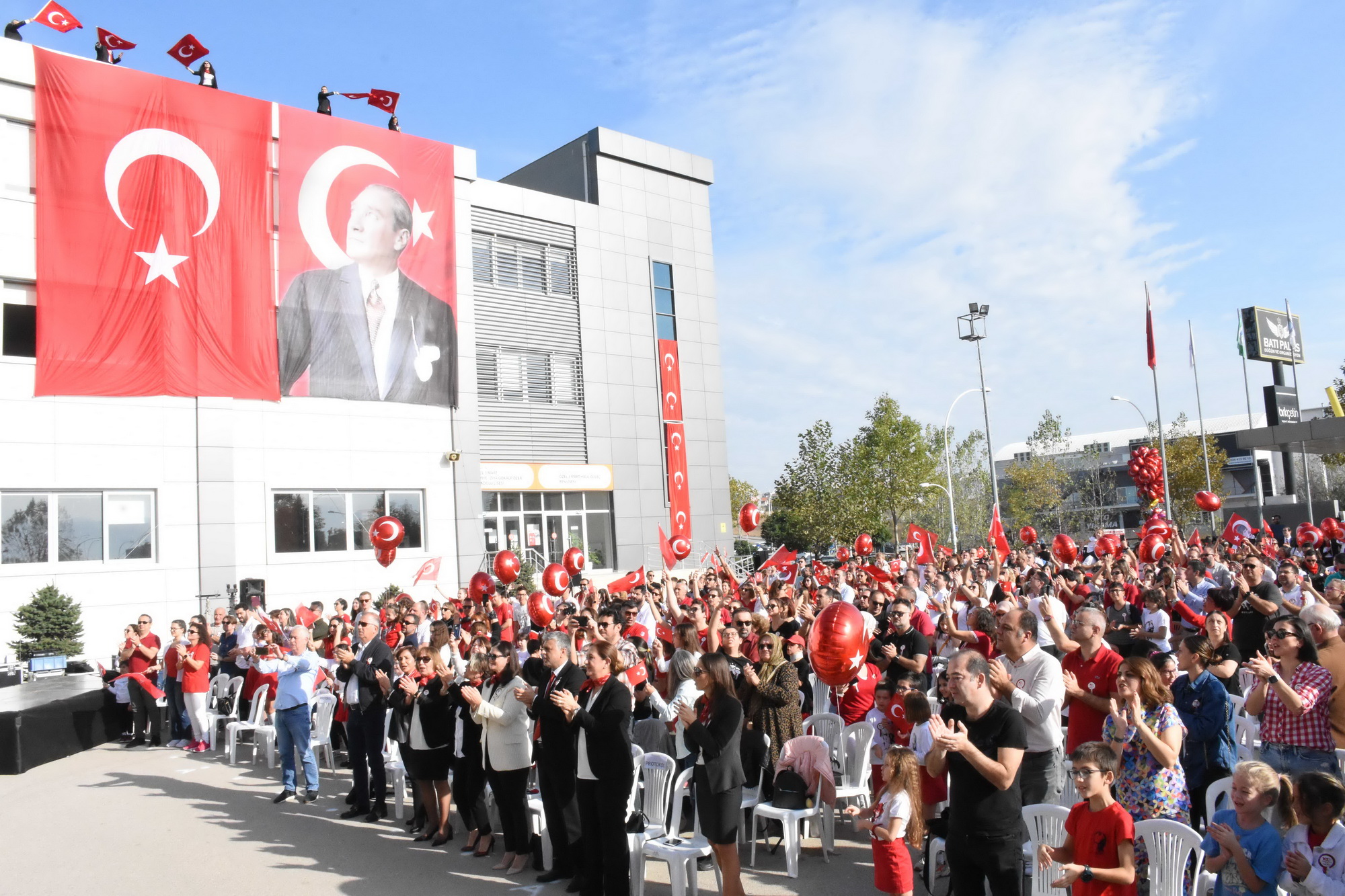 ÇEK 3 Mart Eğitim Kurumları'nda Cumhuriyet coşkusu 5 foto 5