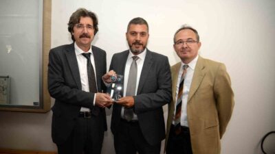 Avukat Hakan Dinçtürk’ün merhum annesi Asuman Dinçtürk adına yaptığı bağış