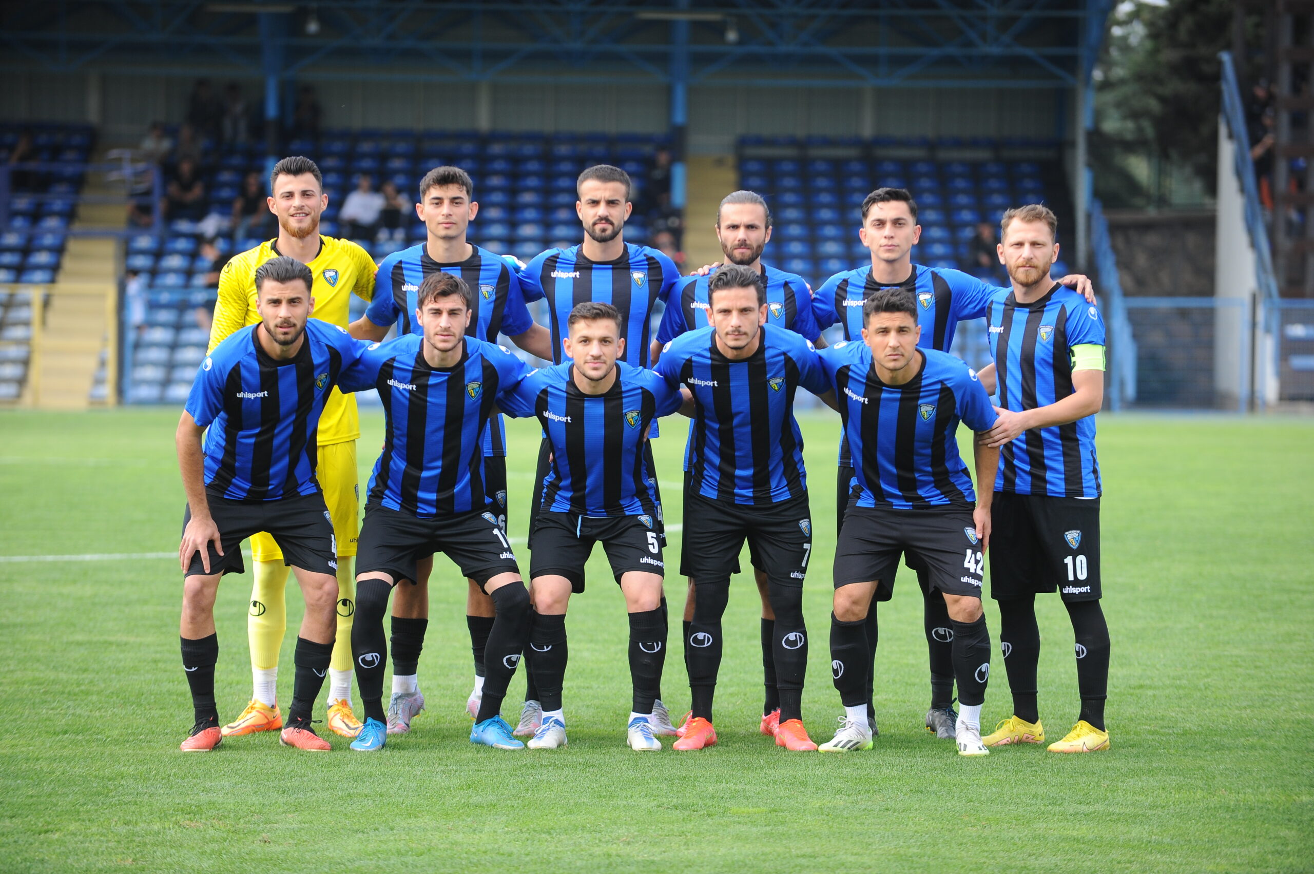 2.Lig’deki Bursa ekibi yeni hocasıyla ilk peşinde! Kritik maç saat kaçta? 2.Lig’deki Bursa ekibi yeni hocasıyla ilk peşinde! Kritik maç saat kaçta?