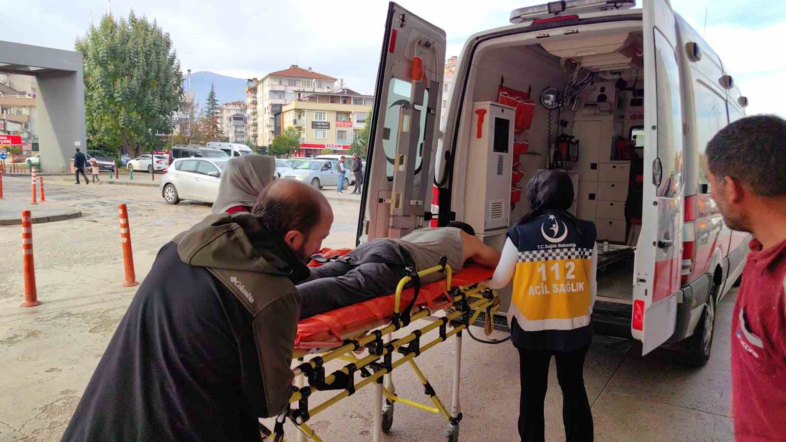 Bursa’da köpeğin saldırdığı inşaat işçisi yaralandı Bursa’da köpeğin saldırdığı inşaat işçisi yaralandı