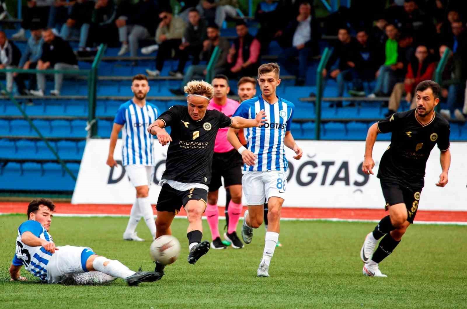 Nilüfer Belediye FSK galibiyete doymuyor Nilüfer Belediye FSK galibiyete doymuyor