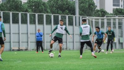Bursaspor’da teknik heyeti memnun eden gelişme!