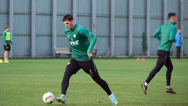 Bursaspor taktik çalıştı Bursaspor taktik çalıştı