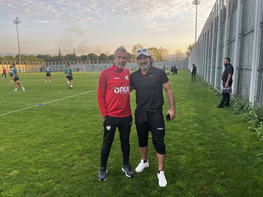 Bursaspor’a sürpriz ziyaret! Bursaspor’a sürpriz ziyaret!