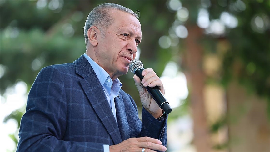 Cumhurbaşkanı Erdoğan’dan Özgür Özel açıklaması: ‘Al birini vur ötekine’