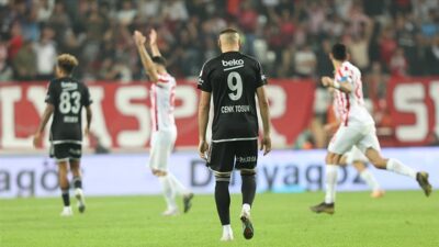 Beşiktaş Antalyaspor’a 3-2 yenildi