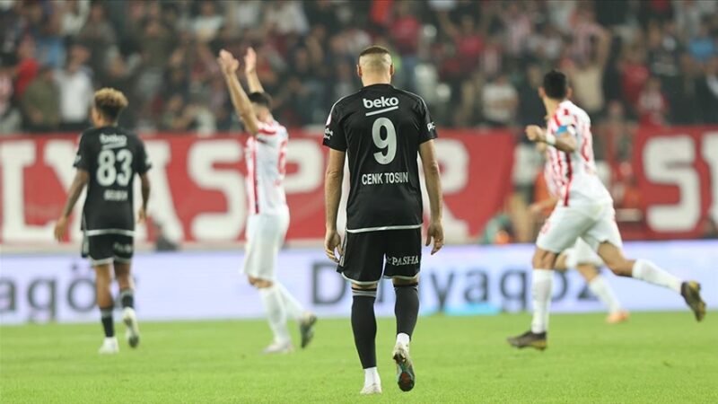 Trendyol Süper Lig'in 11. haftasında Bitexen Antalyaspor, konuk ettiği Beşiktaş'ı