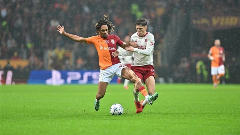 Devler Ligi'nde Manchester United'la 3-3 berabere kalan temsilcimiz Galatasaray, son