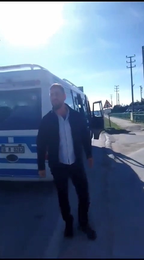 Türkiye onu izlemişti… Bursa’da minibüs şoförlüğü yaparken hamile sürücü ile tartıştı