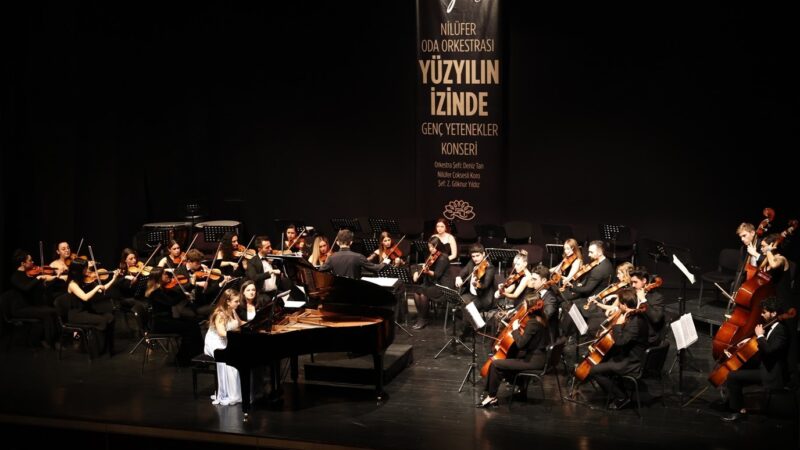 Bursa’da ‘Yüzyılın izinde genç yetenekler’ konseri mest etti Nilüfer Belediyesi Oda Orkestrası ‘Yüzyılın İzinde Genç Yetenekler’ konseriyle izleyenlere