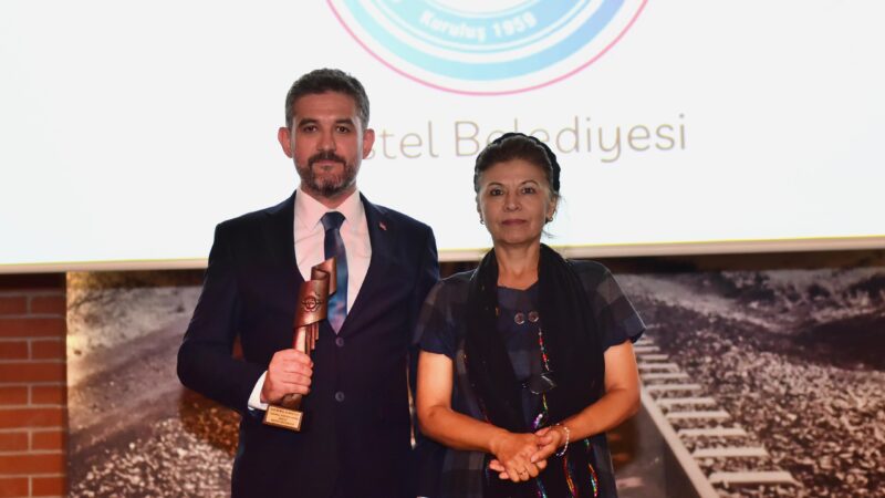 Çağdaş Gazeteciler Derneği Bursa Şubesi, tarafından düzenlenen 2023 yılı başarı