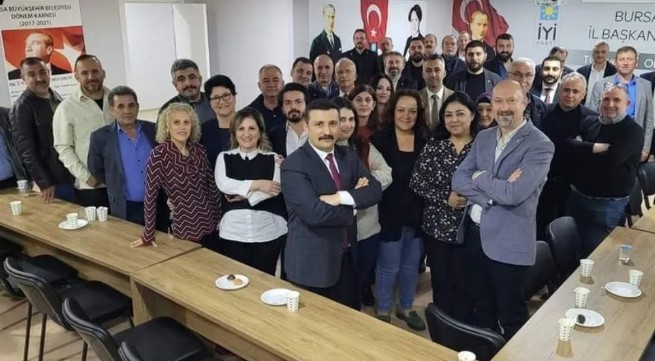 İYİ Parti Bursa Büyükşehir adayı belli oldu! İl Başkanı Hasanoğlu ilk kez açıkladı… İYİ Parti Bursa Büyükşehir adayı belli oldu! İl Başkanı Hasanoğlu ilk kez açıkladı…