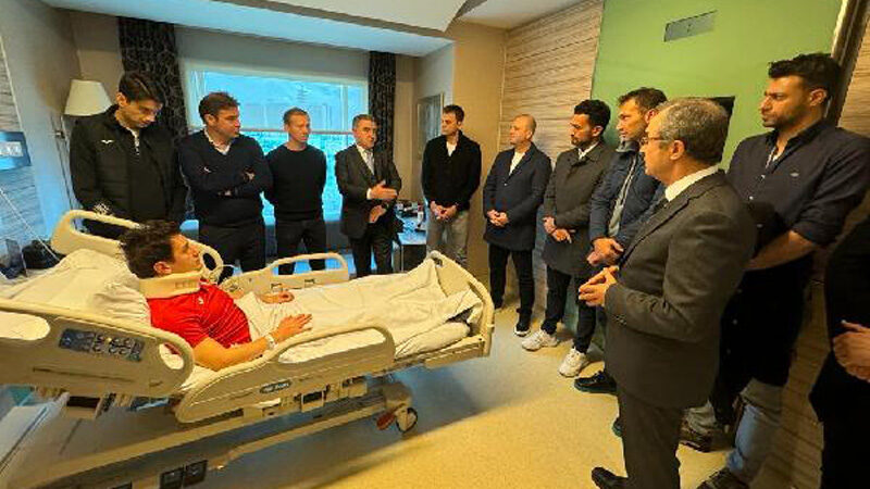 Halil Umut Meler’in sağlık durumu nasıl? Hastaneden açıklama Ankaragücü Başkanı Faruk Koca’nın saldırısına uğrayan hakem Halil Umut Meler’in