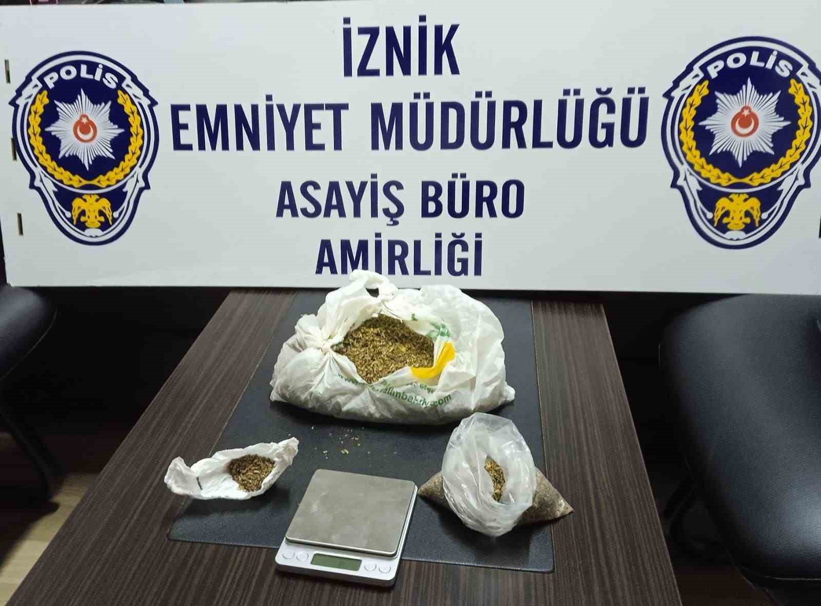 Bursa’da eş zamanlı uyuşturucu operasyonu Bursa’da eş zamanlı uyuşturucu operasyonu