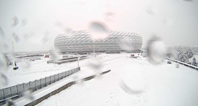 Bayern Münih-Union Berlin maçına kar ertelemesi Bayern Münih-Union Berlin maçına kar ertelemesi