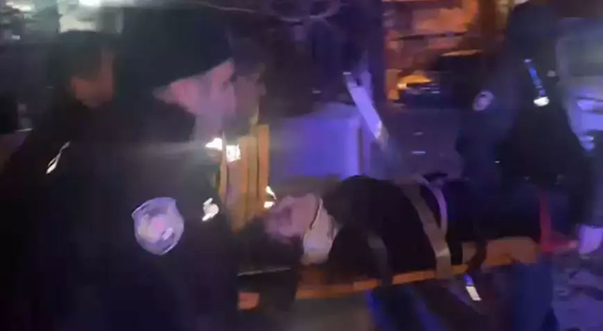 Sevgilisi ile tartışan kadın balkonundan atladı