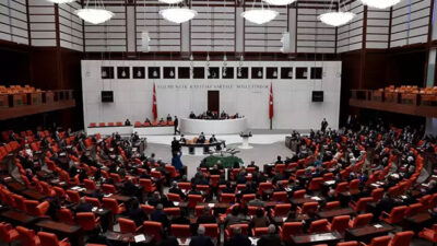 Meclis’te bütçe görüşmeleri yarına ertelendi