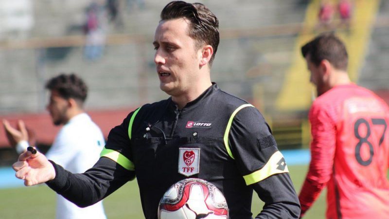 Bursaspor-Diyarbekirspor maçının hakemi belli oldu Bursaspor-Diyarbekirspor maçının hakemi belli oldu