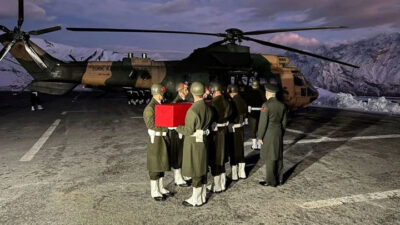 Pençe-Kilit şehitleri, Hakkari’deki törenin ardından memleketlerine uğurlandı