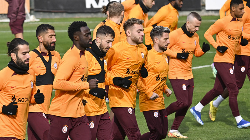 Galatasaray’ın yeni sol beki netleşti! Galatasaray’ın yeni sol beki netleşti!