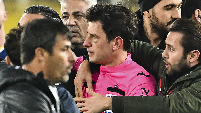 Eski MHK üyesi Ali Kunak, Ankaragücü Başkanı Faruk Koca'nın saldırısına